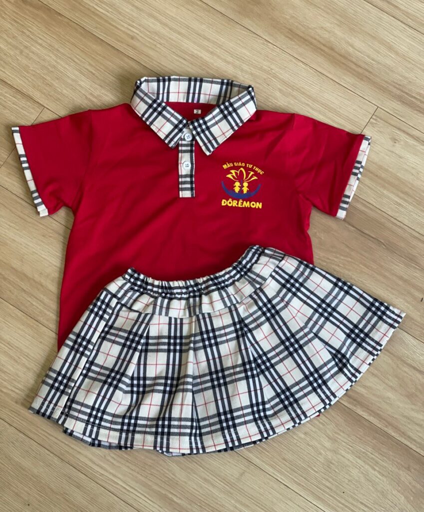 đồng phục mầm non áo cổ bẻ