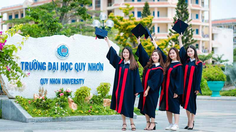 Đồng phục đại học Quy Nhơn