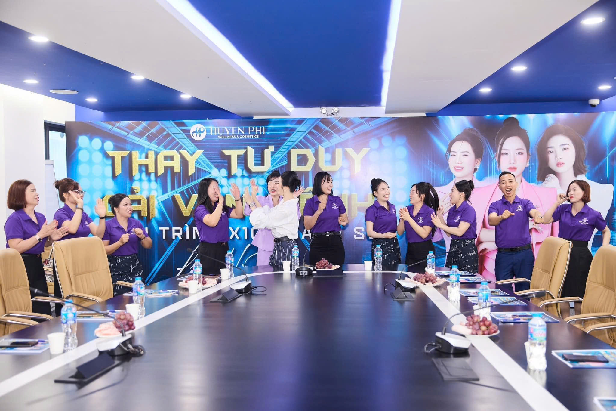 Tần suất cấp mới đồng phục