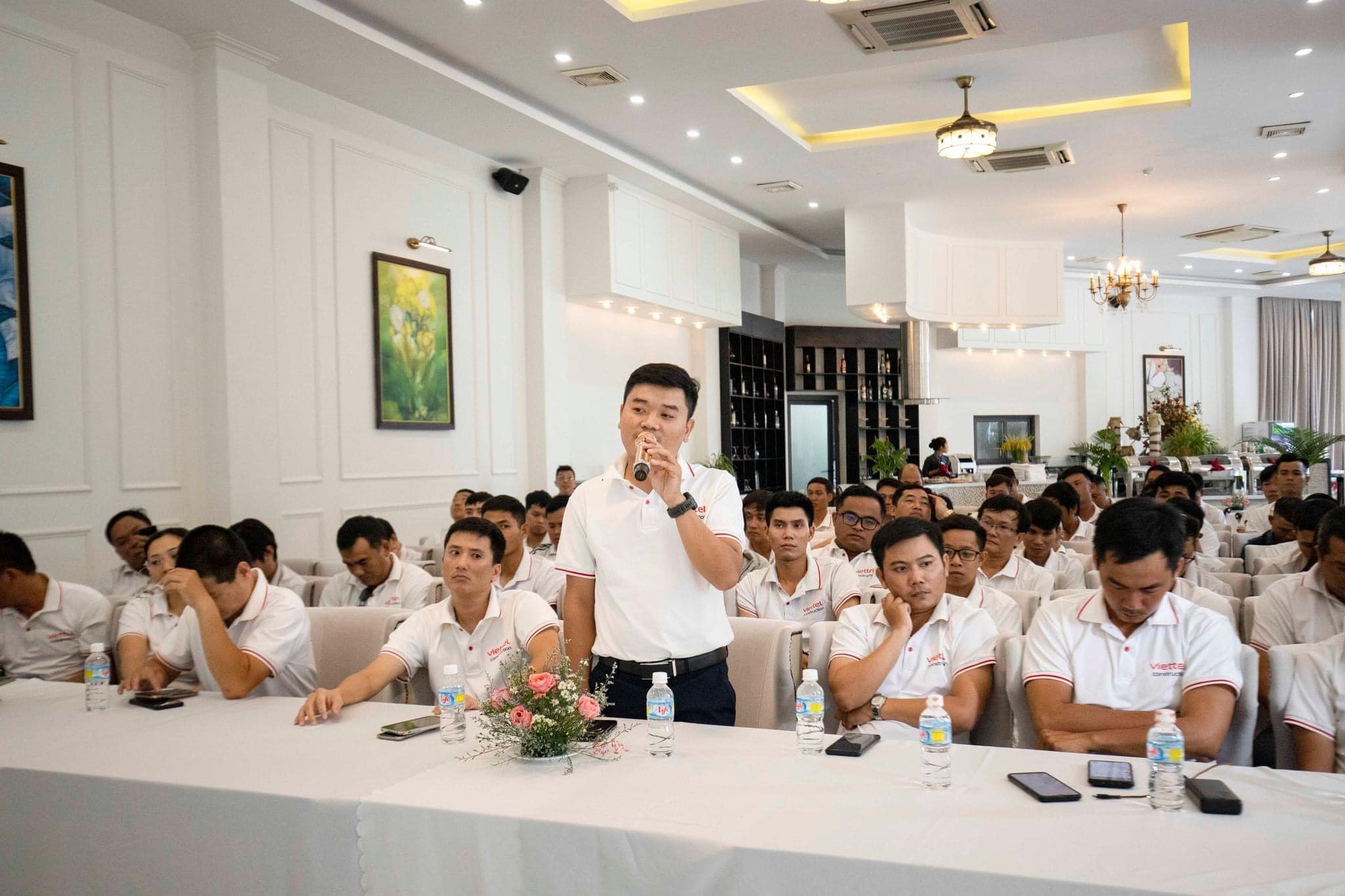 Việt Phong - Cung cấp áo thun đồng phục Quy Nhơn cho doanh nghiệp